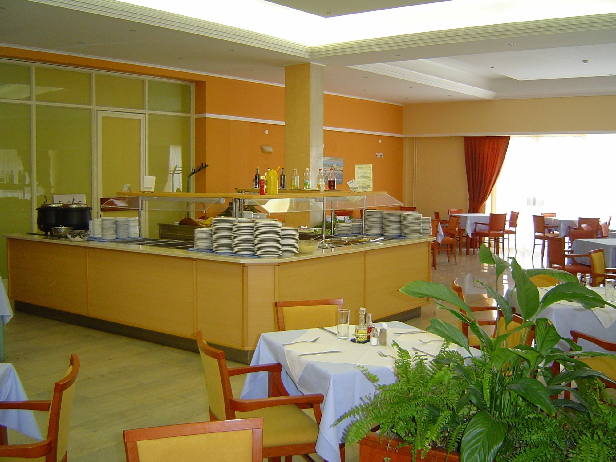 Szálloda Hotel Pula 3*